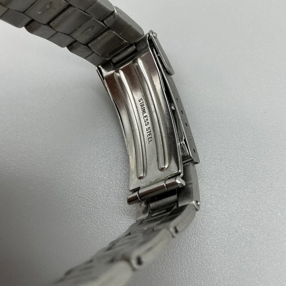 Wenger Swiss Military Womens Watch 30mm Black Dial 200m Stainless New Battery 7